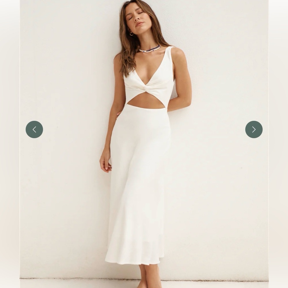 Elegant White Cutout Maxi Dress Medium  Linen and Cotton